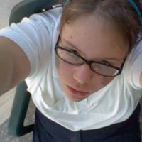Julia Fritz Photo 36