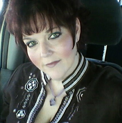 Amy Graham Photo 12