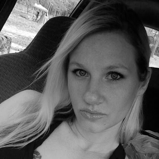 Ashley Sheffield Photo 19