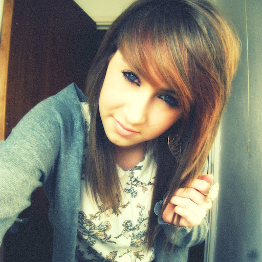 Alice Miles Photo 10