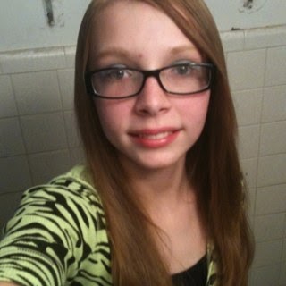 Alicia Hurt Photo 3