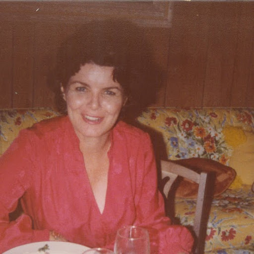 Roberta Gibson Photo 10