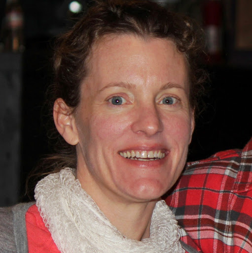 Angela Barlow Photo 35