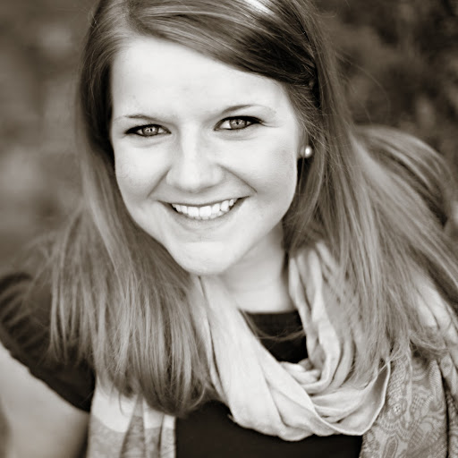 Emily James Photo 40