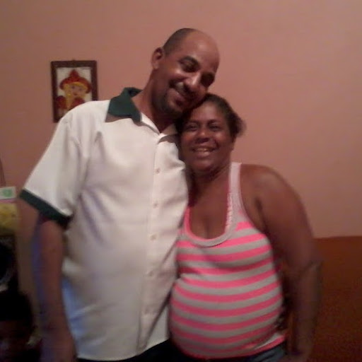 Lucinda Silva Photo 24