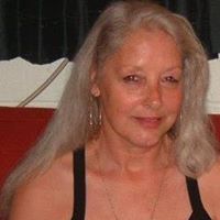 Paula Howard Photo 36