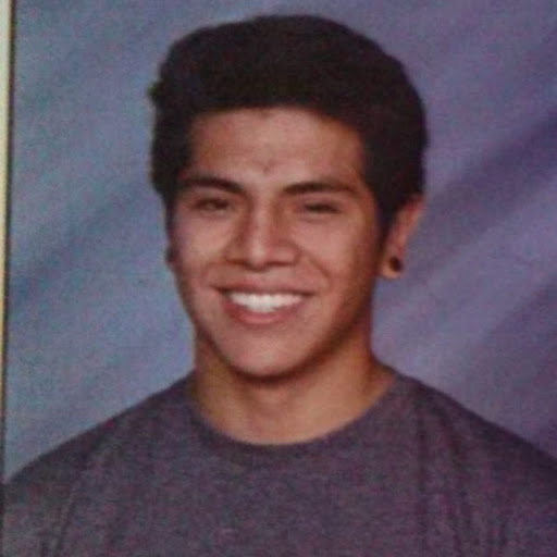 Jonathan Guzman Photo 19