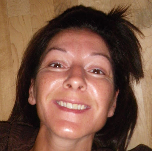 Angela Lawrence Photo 28