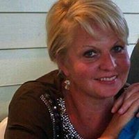 Renee Hahn Photo 30