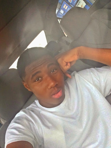 Emerson Brown Photo 24