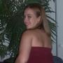 Julie Holmes Photo 39