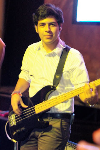 Martin Garcia Photo 34