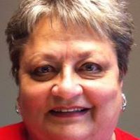 Betty Lyles Photo 9