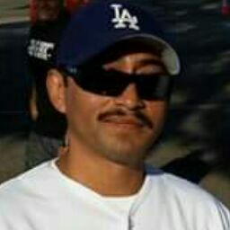 Efrain Hernandez Photo 22