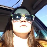 Emily Reynolds Photo 12