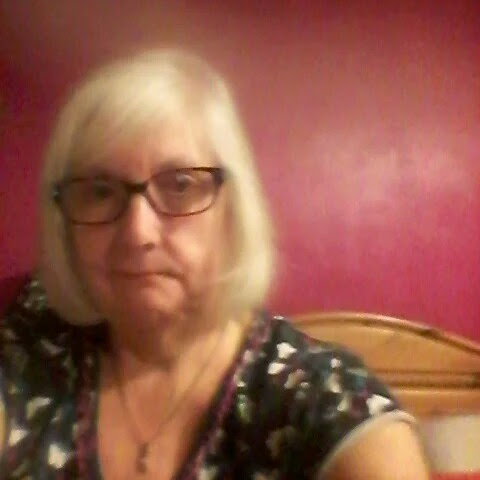 Christine Stubbs Photo 38