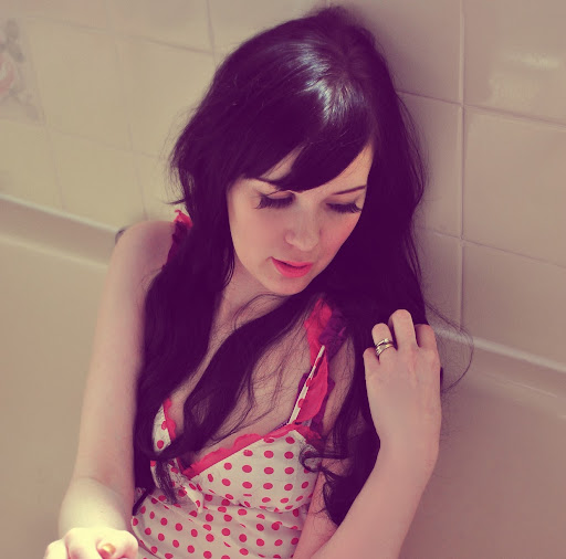 Holly Turner Photo 6