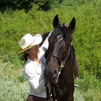 Lisa Lintner Photo 13