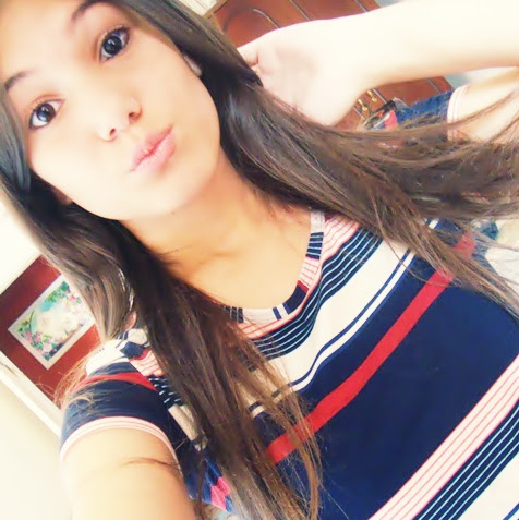 Kelly Barros Photo 17