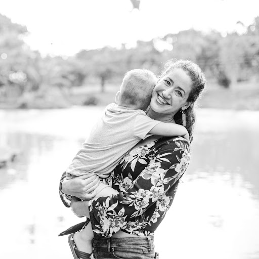 Laura Lipp Photo 10