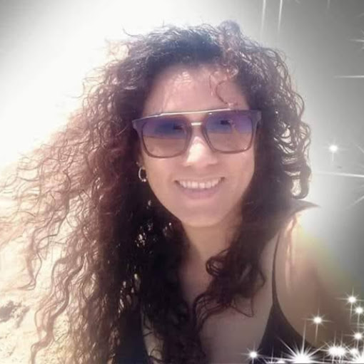 Claudia Arrieta Photo 24