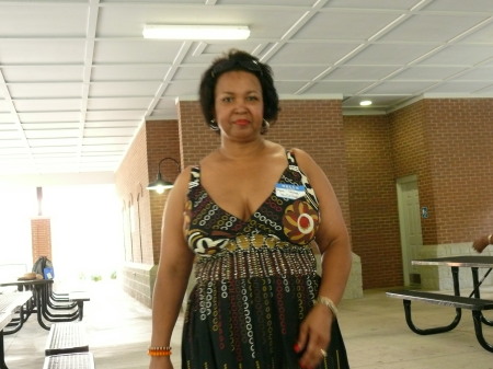 Rose Taylor Photo 16