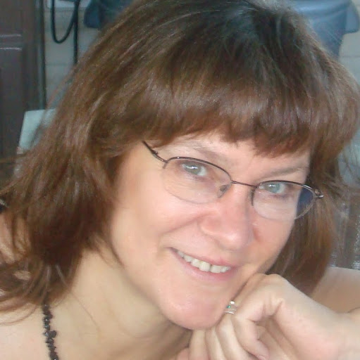 Lynn Fenton Photo 18