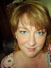 Stephanie Phillips Photo 28