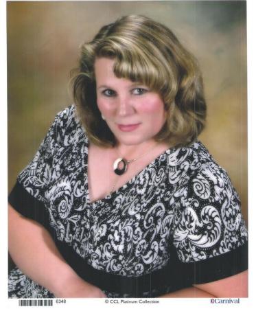 Julie Edwards Photo 11