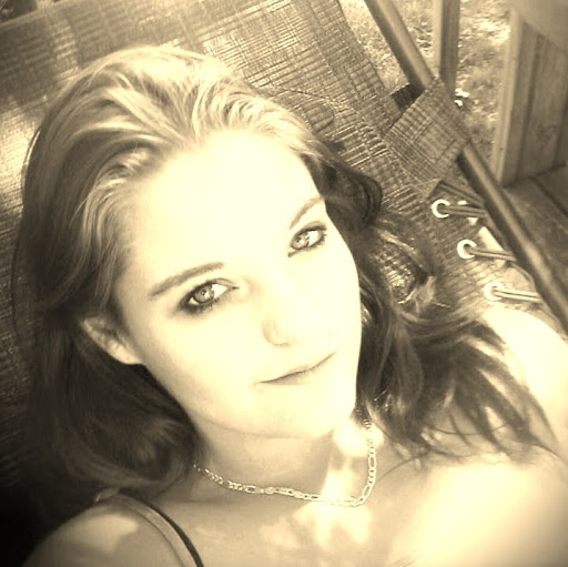 Erika Black Photo 11