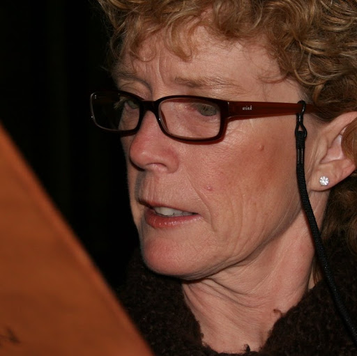 April Humphrey Photo 34