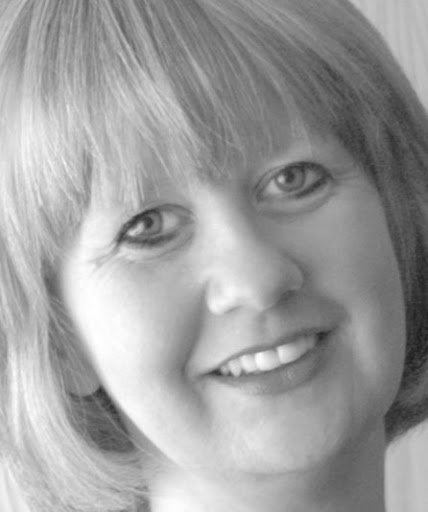 Julie Breen Photo 33