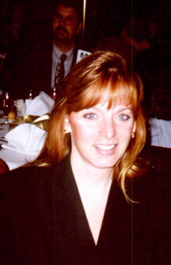 Elizabeth Peterson Photo 17