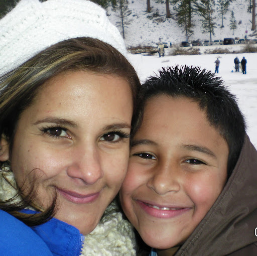 Monika Sanchez Photo 10