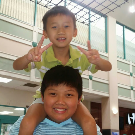 Hung Pham Photo 19