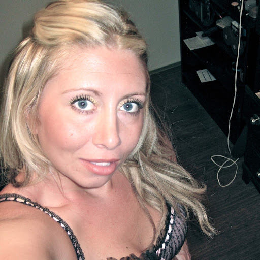 Jill Thornton Photo 27