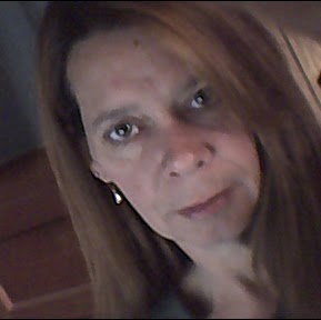 Terri Davies Photo 8