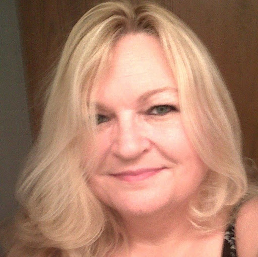 Penny Moore Photo 37