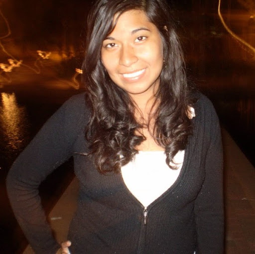 Cassandra Dominguez Photo 33
