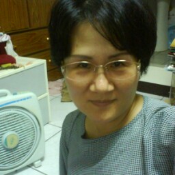 Julia Yang Photo 10