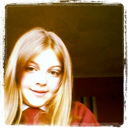 Robyn Waddell Photo 12