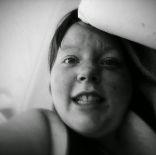 Samantha Garner Photo 35
