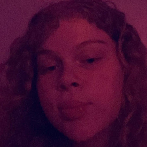 Libby Russell Photo 8