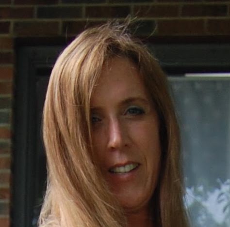 Julie Littleton Photo 3