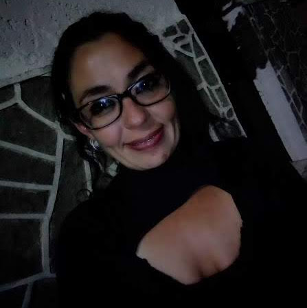 Laura Villalobos Photo 38
