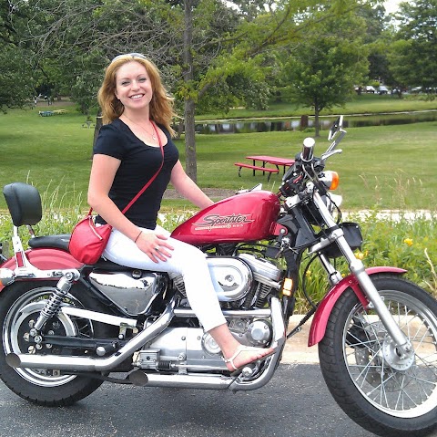 Kate Anderson Photo 13