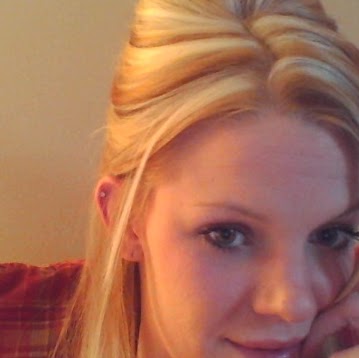 Kimberly Yates Photo 31