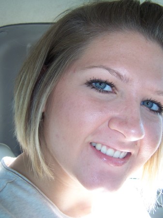 Nicole Lynch Photo 51
