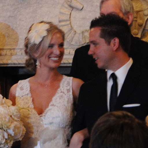 Claire Meredith Photo 7