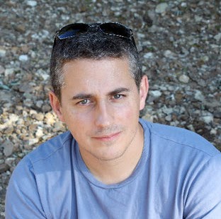 Alex George Photo 32